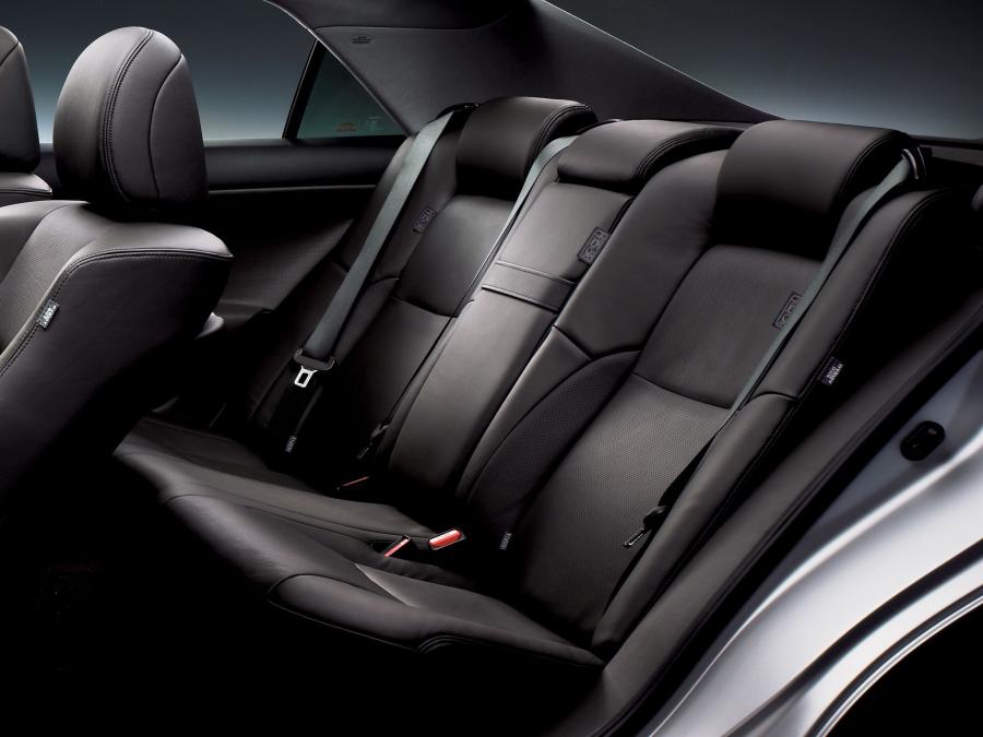  Toyota Crown Athlete 2008 года  (фото 14 из 16)